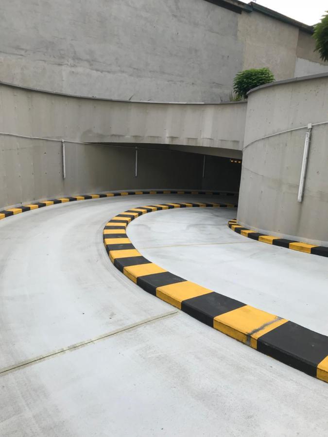 Leo Free Parking!!! Apartman *
